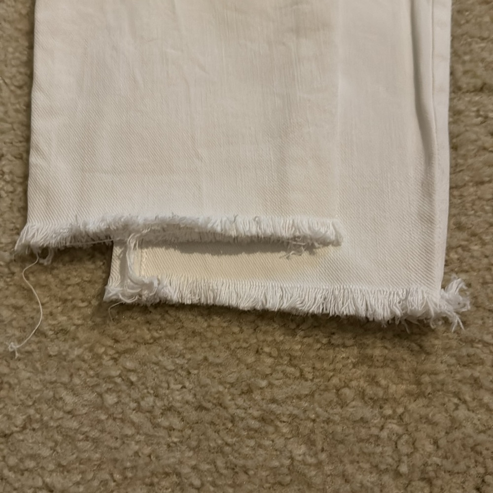✨✨ EUC ✨✨ White Gap ankle jean - Picture 5 of 5